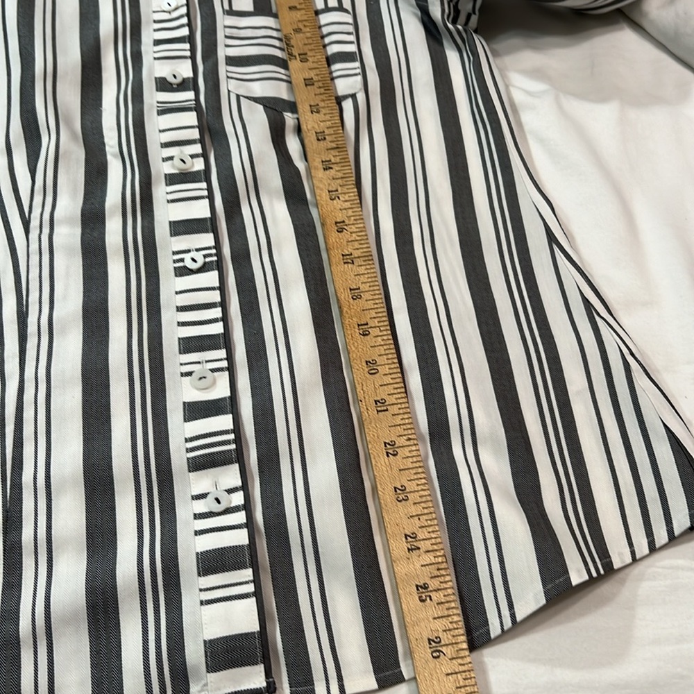 Foxcroft Size 2 Fitted Button Down Striped Shirt - image 8